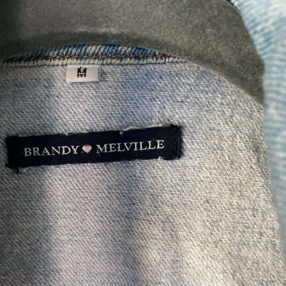 Brandy Melville Isabelle Denim Jacket with Girls Patch EXTREMELY RARE. - Picture 11 of 13